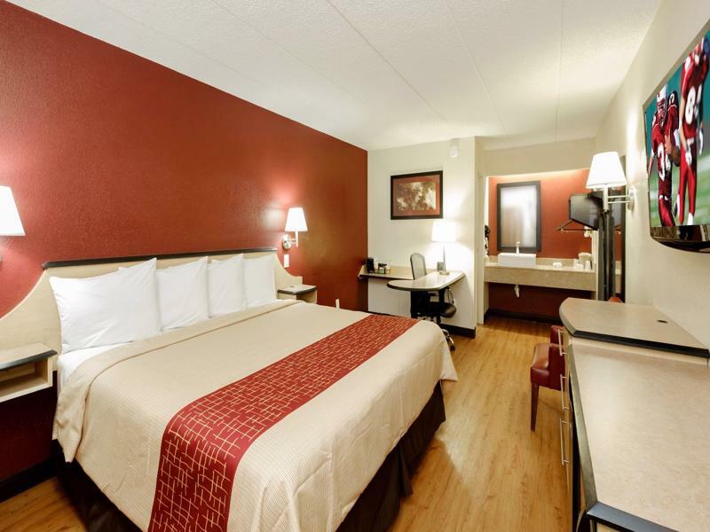 Red Roof Inn Columbus West - Hilliard New Rome Exterior photo